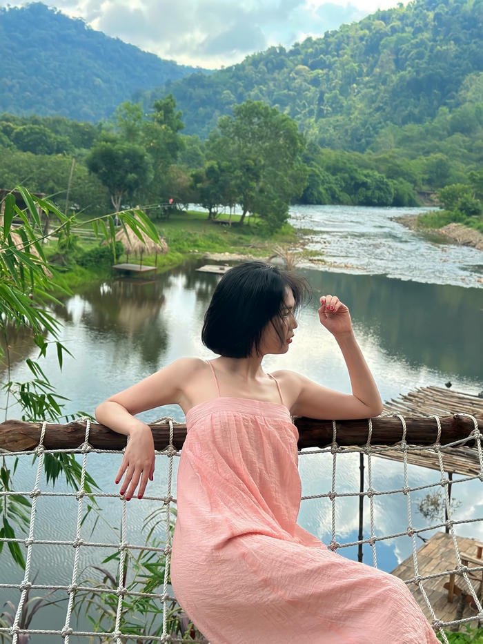 Ngọc Trinh bikini biển