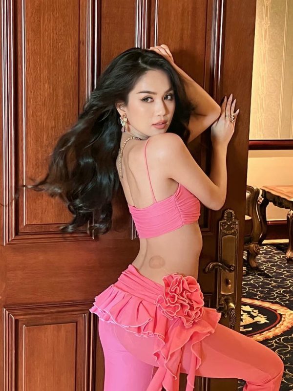 139+ ảnh Ngọc Trinh bikini nude cực nóng bỏng sexy