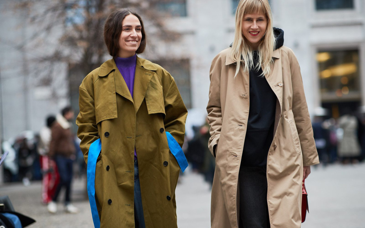 Phối đồ với áo măng to nữ dài phong cách layering