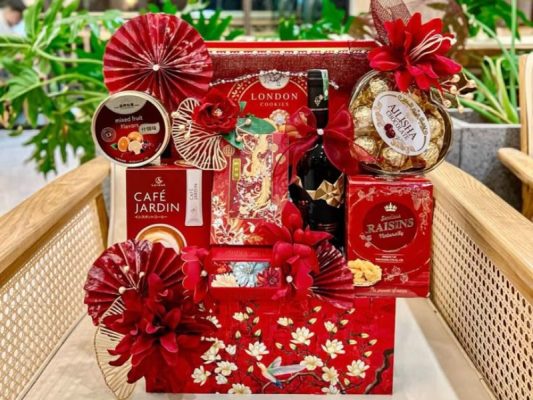 11+ cách trang trí giỏ quà Tết tinh tế, nhìn là muốn tặng ngay