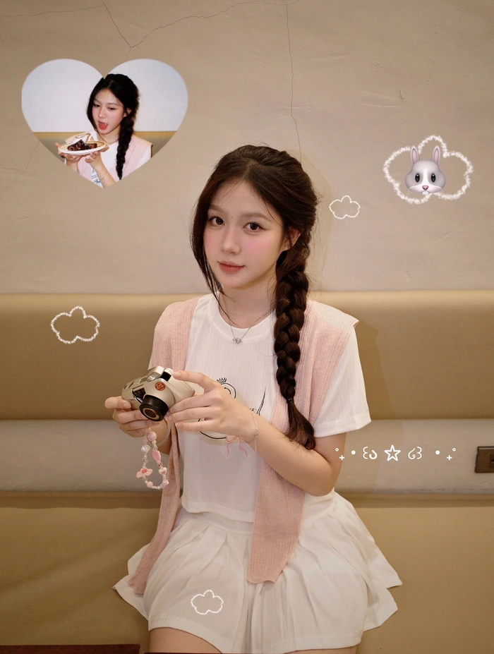 Xem hình ảnh hot girl sinh năm 2004 có thần thái lôi cuốn, sang chảnh