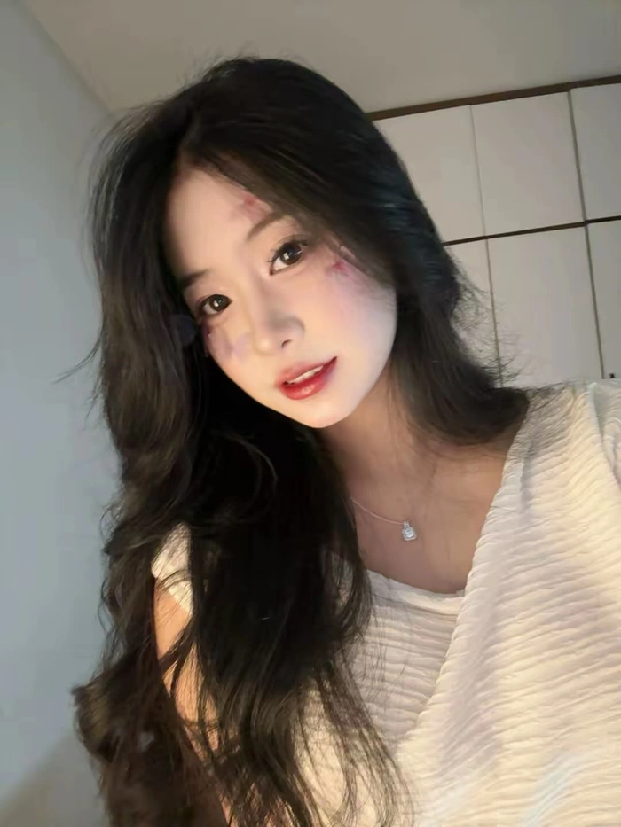 Album hình ảnh cô gái 2k4 xinh đẹp, ngây thơ