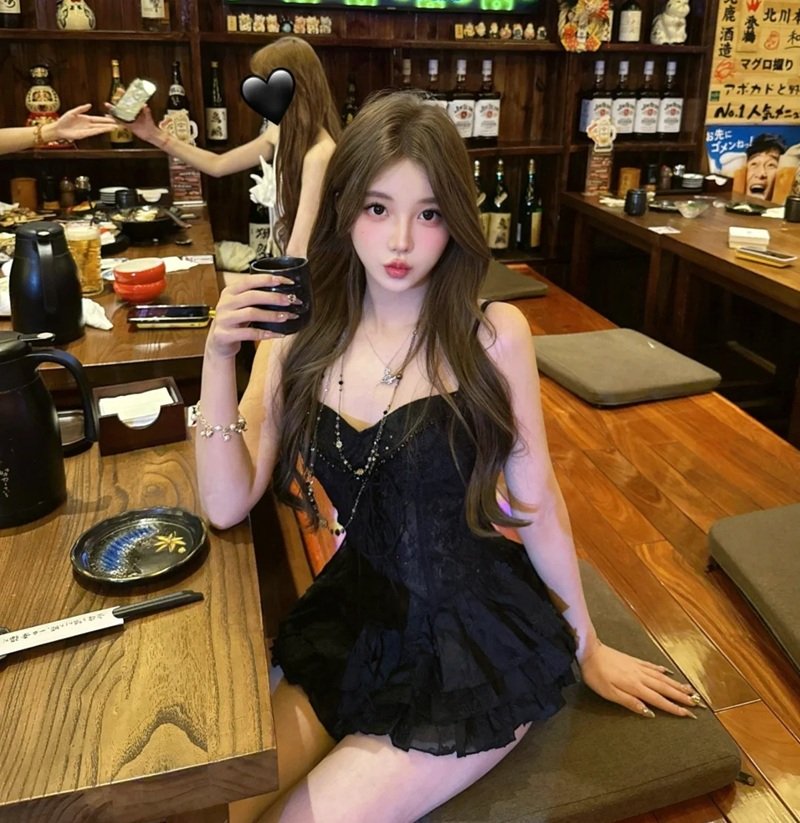 Hình nền gái Trung Quốc váy ngắn