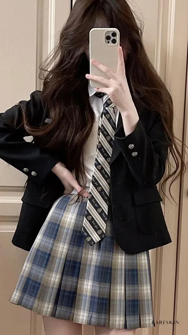 Ngắm ảnh người mẫu 2k3 giấu mặt tinh tế
