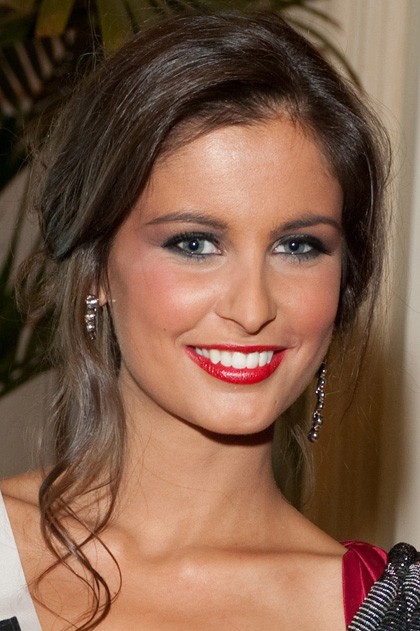 Pháp dọa tẩy chay Miss Universe vì ảnh hở ngực ảnh 3
