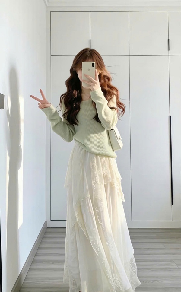 ảnh gái xinh che mặt 13