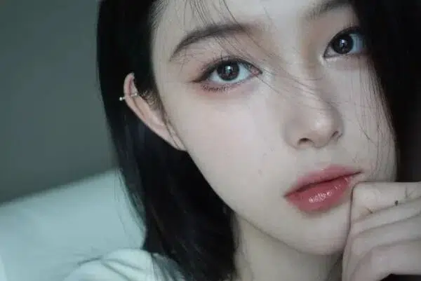 Ảnh gái mặt mộc đẹp hút hồn