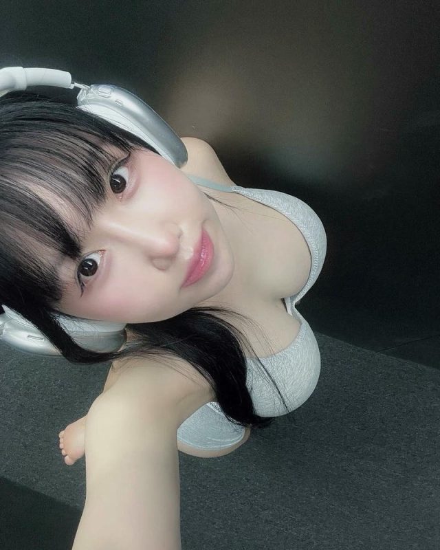 218+ ảnh nude ngực to căng tròn quyến rũ đầy mê hoặc