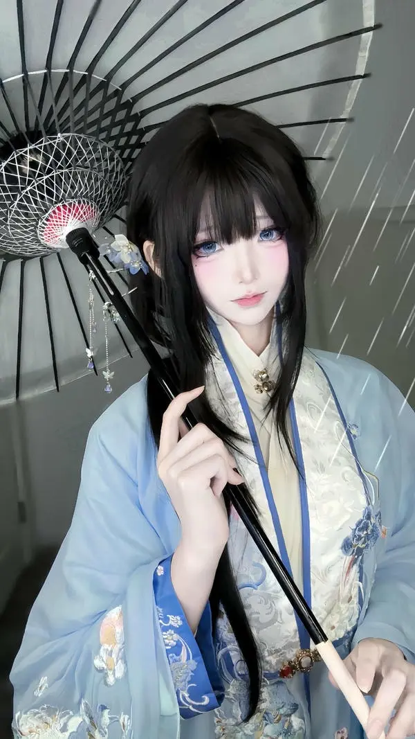 Coser hanfu dâm lồn cầm ô bú cặc