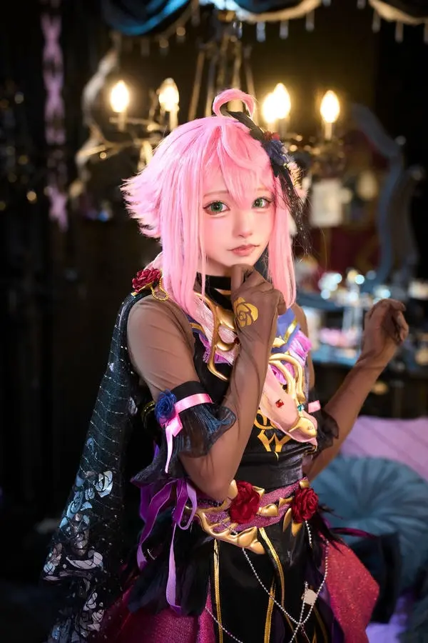 Cosplay anime lồn hồng dâm rỉ nước