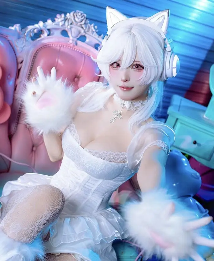 Ảnh cosplay anime xinh đẹp với tạo hình mèo dễ thương hóa thân nhân vật đáng yêu