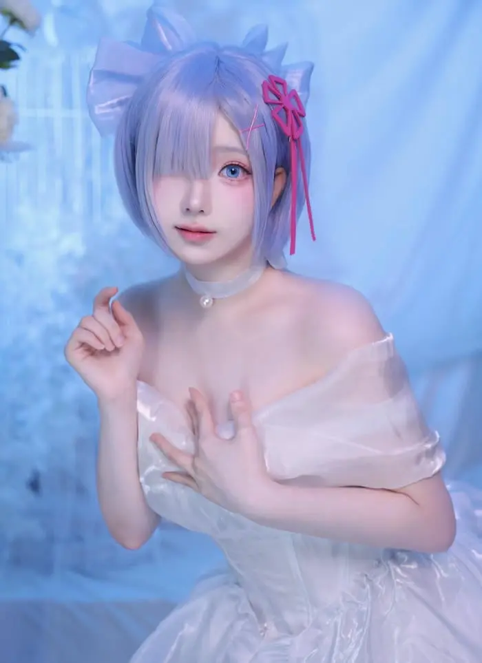 Ảnh cosplay anime xinh đẹp vẻ đẹp ngọt ngào của nhân vật rem