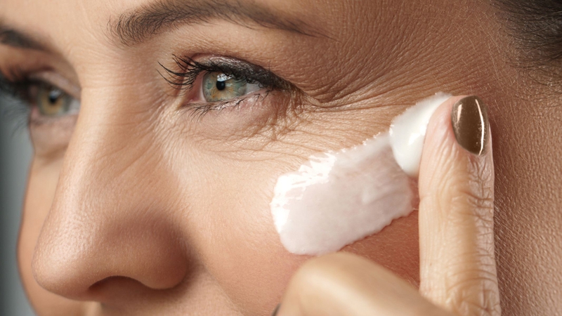 BHA còn có khả năng kích thích sản sinh collagen, giúp da duy trì độ đàn hồi, giảm nếp nhăn