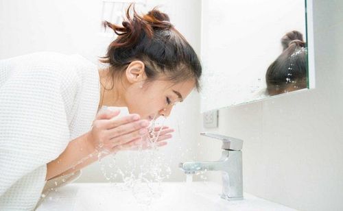 Cách nào cấp ẩm cho da an toàn, hiệu quả?