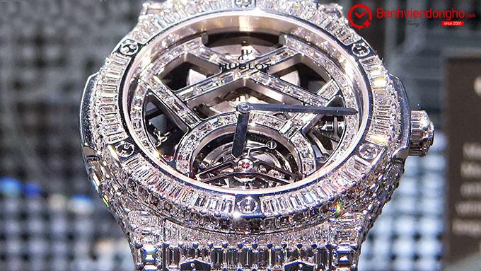 Chiếc đồng hồ Hublot One Million gây sự nổi bật cho cả thương hiệu