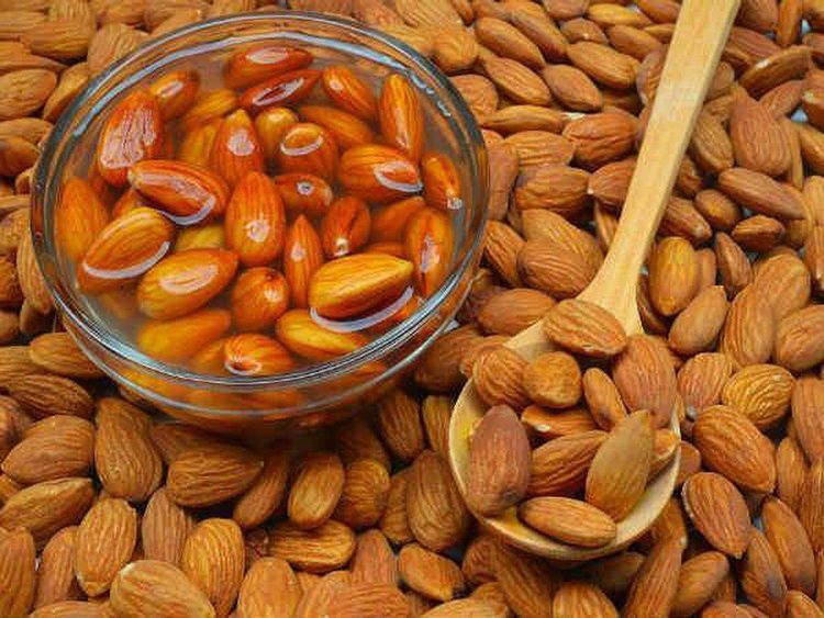 Ăn hạt hạnh nhân vào chế độ ăn hàng ngày để cải thiện mức huyết áp