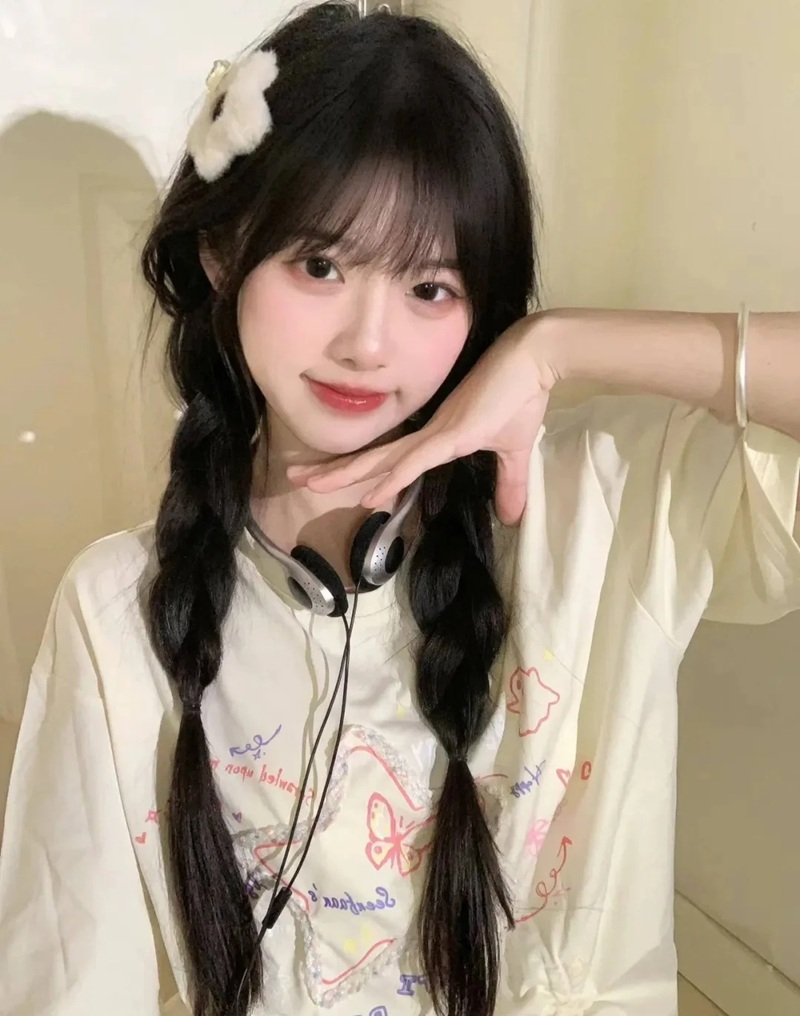 Hình ảnh gái xinh 2K12 tự nhiên