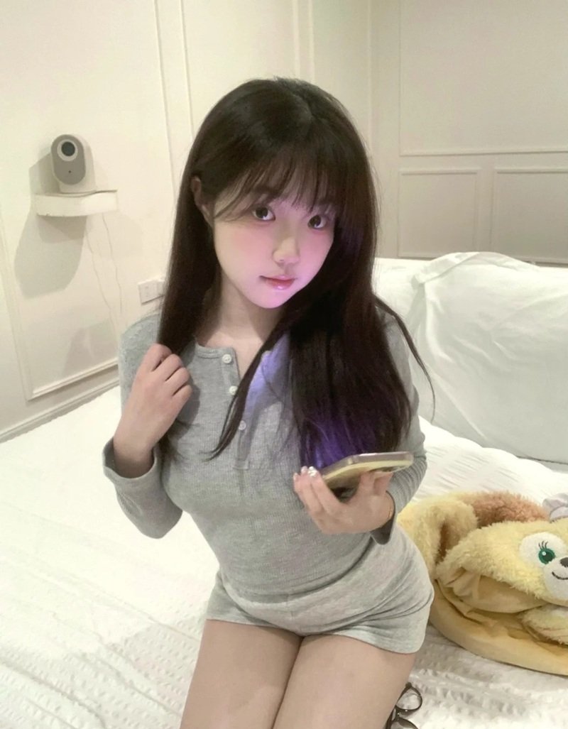 Ảnh gái xinh 2K12 phong cách hiện đại