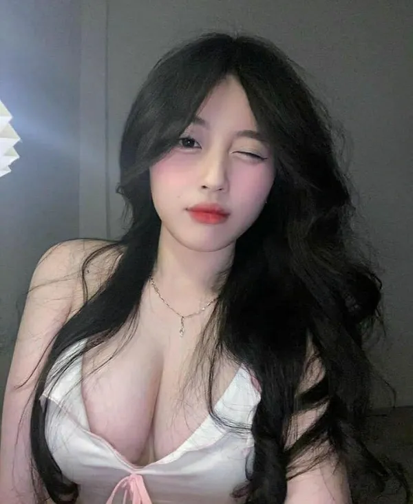 Ngắm ảnh vú đẹp gái xinh Trung Quốc