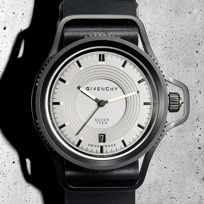 givenchy_thumb
