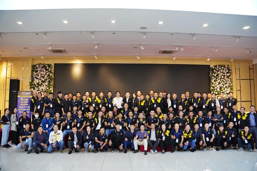 cong-ty-tnhh-hai-li-cung-nha-may-maco-tap-huan-san-pham-dieu-hoa-khong-khi-mitsubishi-heavy-industri.png