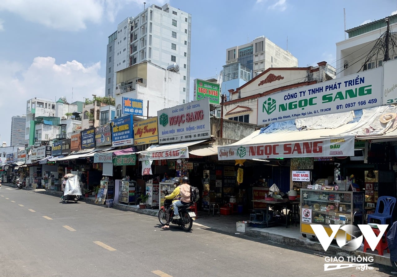 Ben dong thoi gian 4