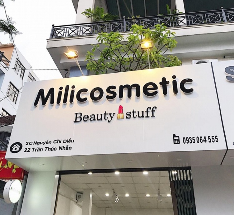 biển trang điểm makeup đẹp