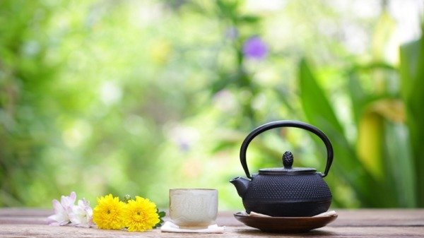 Người khôn nói lắm dẫu hay cũng nhàm: 4 lời cần tránh để không “mất điểm” khi giao tiếp