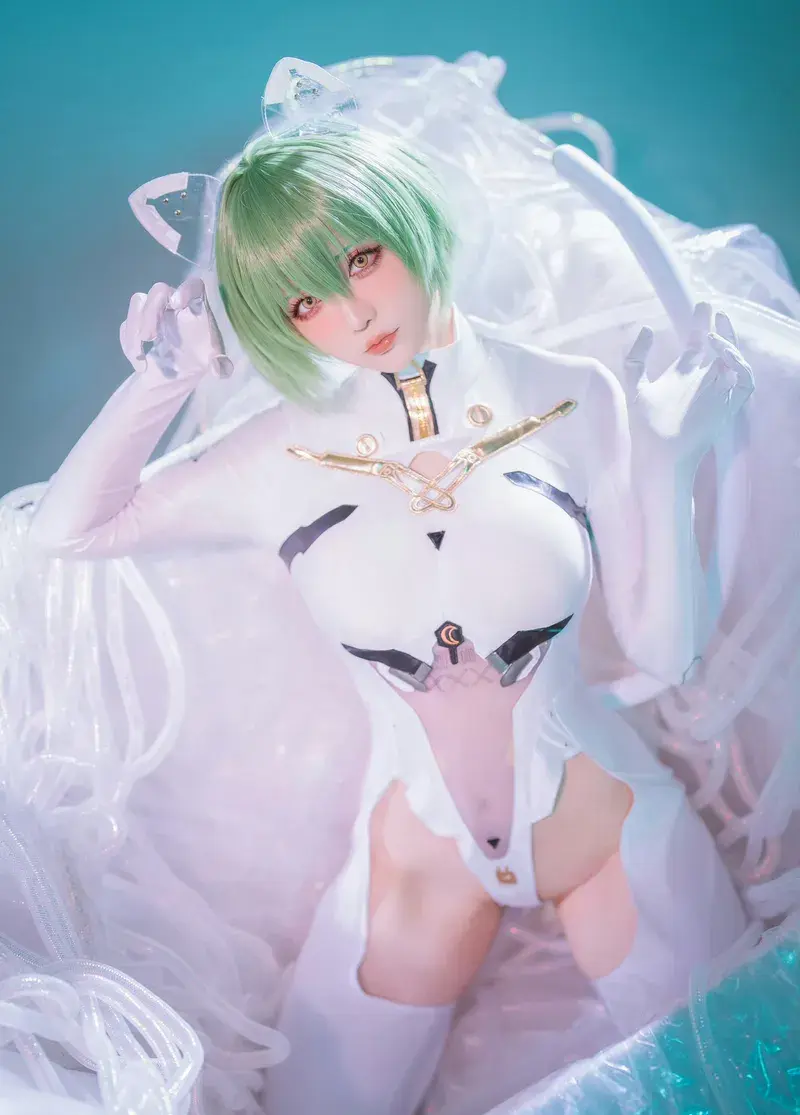 Cosplay mèo dâm loạn lộ lồn ướt nhẹp