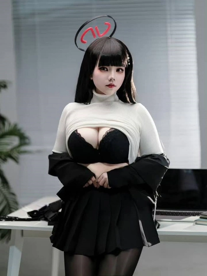 Xem ảnh cosplay vú to cực kỳ sexy