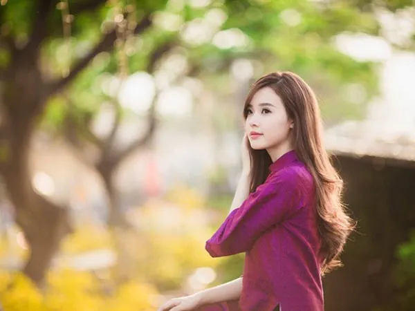 25-bai-tho-ve-nu-cuoi-hay-nhat-chua-dung-nhieu-cam-xuc-9-voh