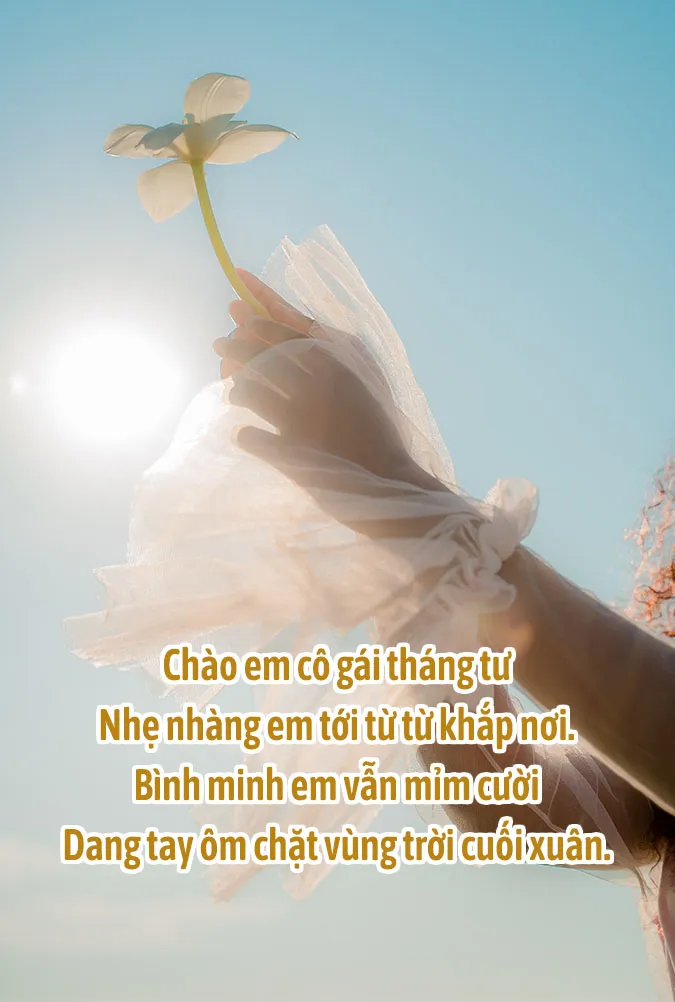 Chùm thơ tháng 4 chạm vào khoảnh khắc giao mùa dịu dàng 4