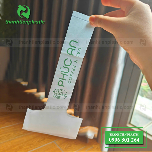 Mẫu túi chữ T đựng ly trắng in ấn đẹp