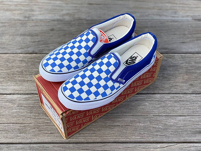 Cá tính hơn với những đôi giày Vans xanh dương