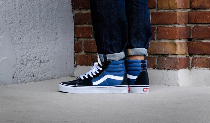 Cá tính hơn với những đôi giày Vans xanh dương