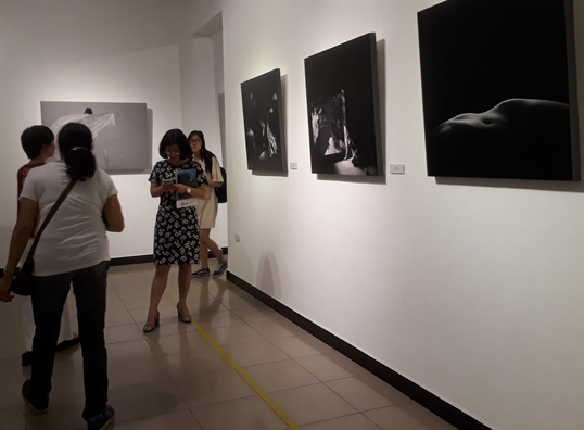 Tuan trien lam anh nude: